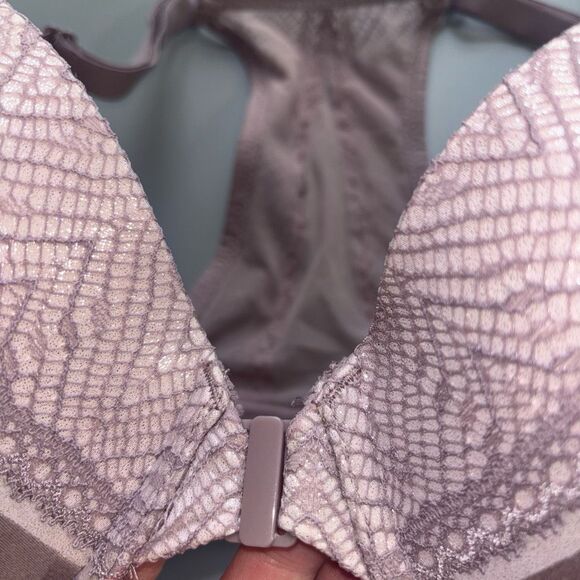 Victoria's Secret Body by Victoria Perfect Shape Racerback Underwire Lined Bra 3 - Picture 8 of 9